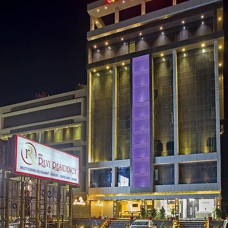 Ravi Residency Hotel Morbi Bagian luar foto