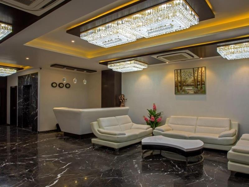 Ravi Residency Hotel Morbi Bagian luar foto